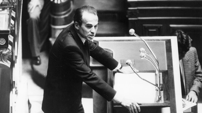Discours de Robert Badinter à la tribune de l'Assemblée nationale