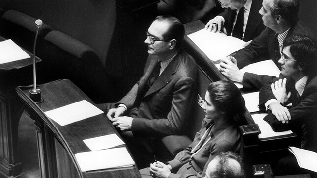 Simone Veil à l'Assemblée Nationale, novembre 1974 - photo 2